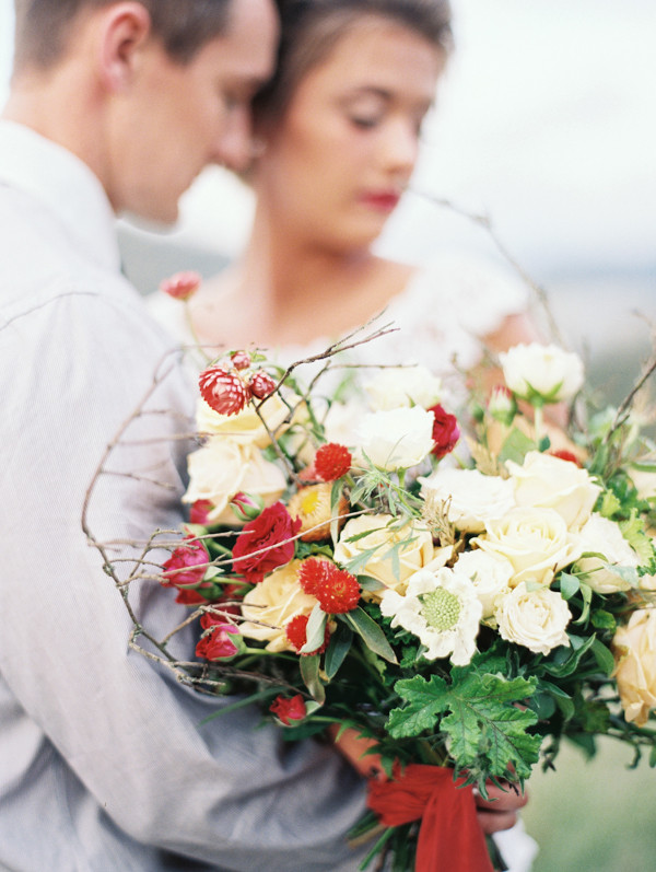 crisp-romantic-wedding-inspiration