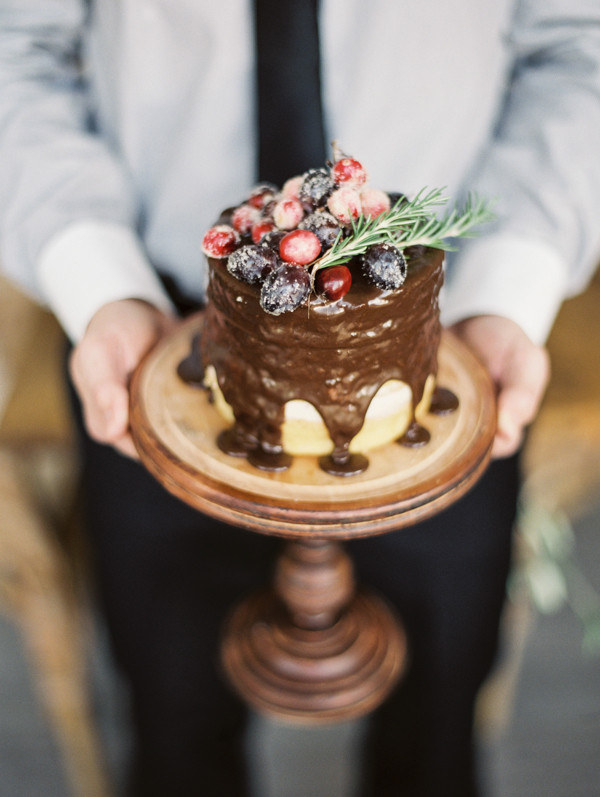 crisp-romantic-wedding-inspiration