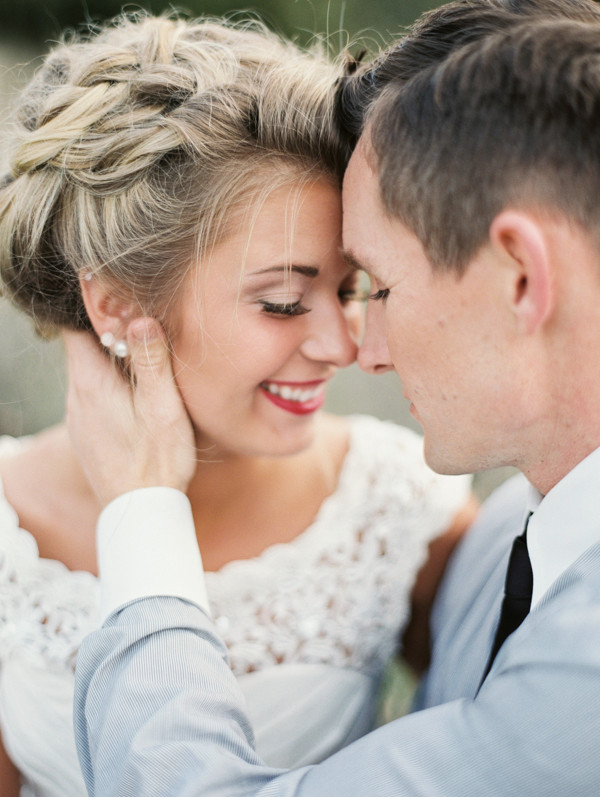 crisp-romantic-wedding-inspiration