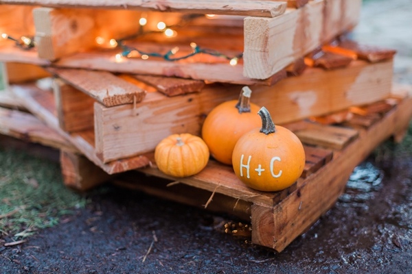 cute-and-cozy-fall-wedding