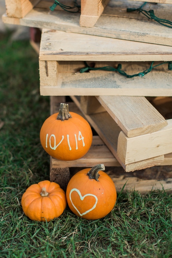 cute-and-cozy-fall-wedding