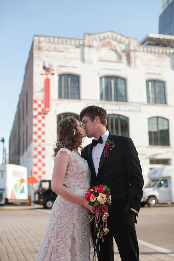 deep-and-dreamy-wedding-inspiration