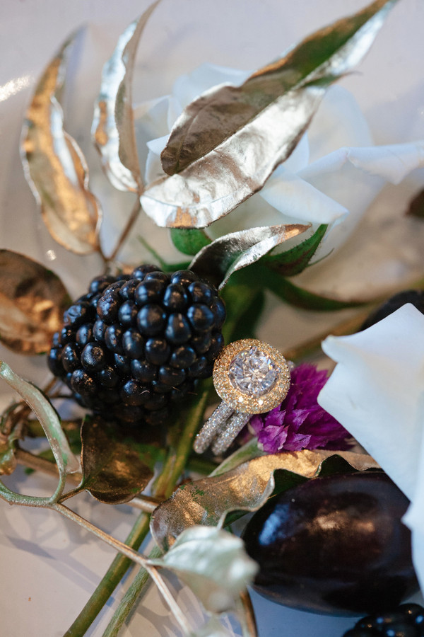 deep-and-dreamy-wedding-inspiration