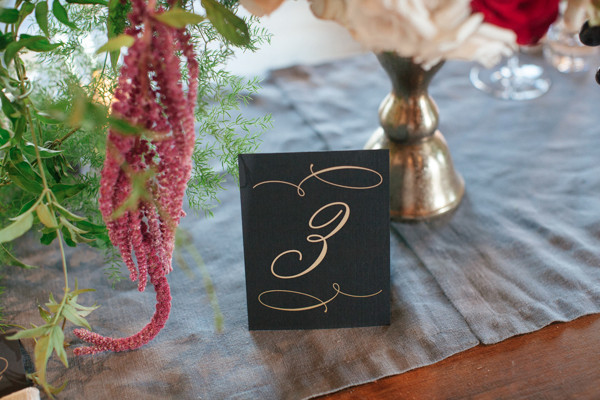 deep-and-dreamy-wedding-inspiration