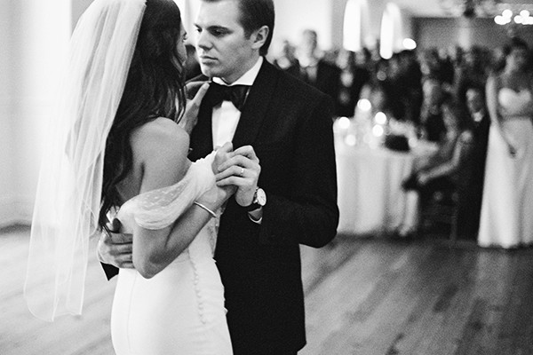 destination-classic-black-tie-wedding
