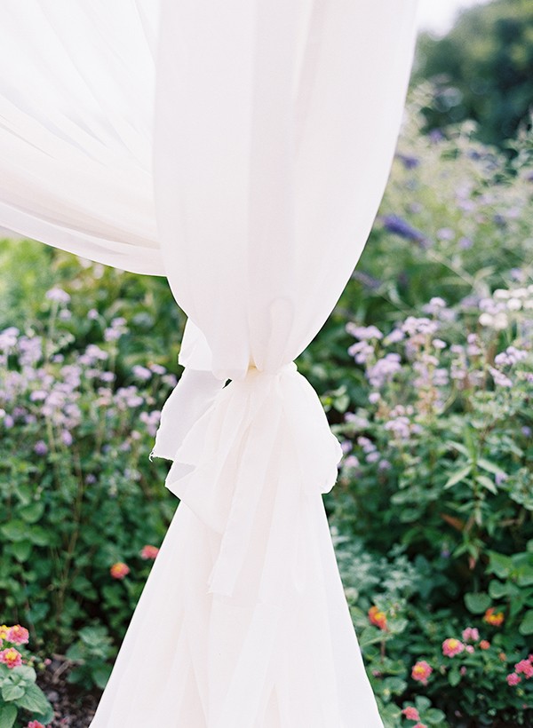 destination-classic-black-tie-wedding