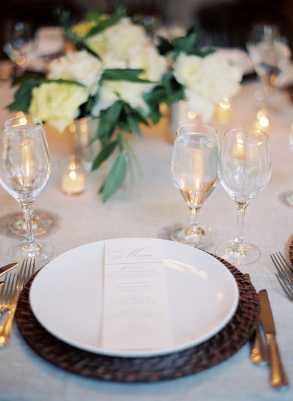 elegant-green-and-white-garden-wedding