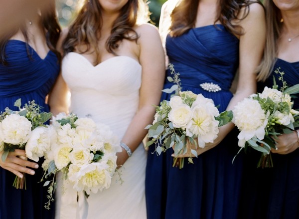 elegant-green-and-white-garden-wedding