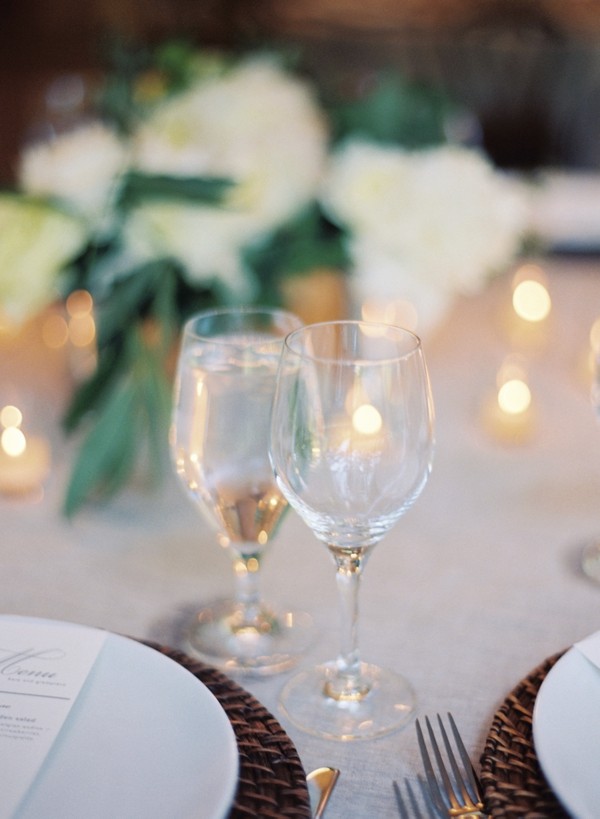 elegant-green-and-white-garden-wedding