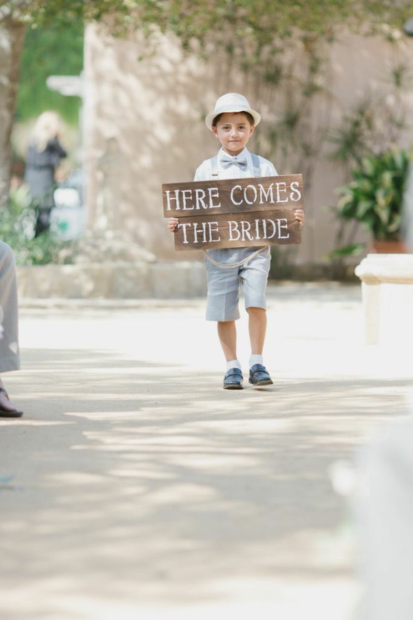 farm-boy-loves-city-girl-wedding