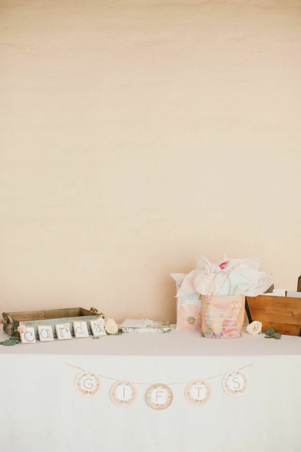 farm-boy-loves-city-girl-wedding