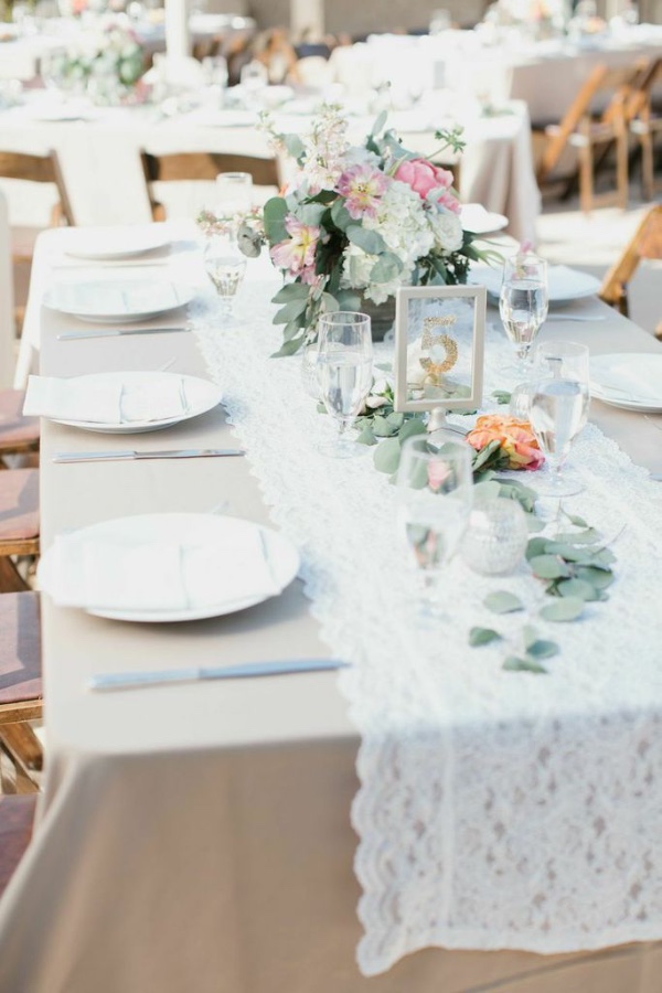 farm-boy-loves-city-girl-wedding