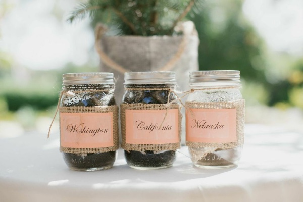 farm-boy-loves-city-girl-wedding