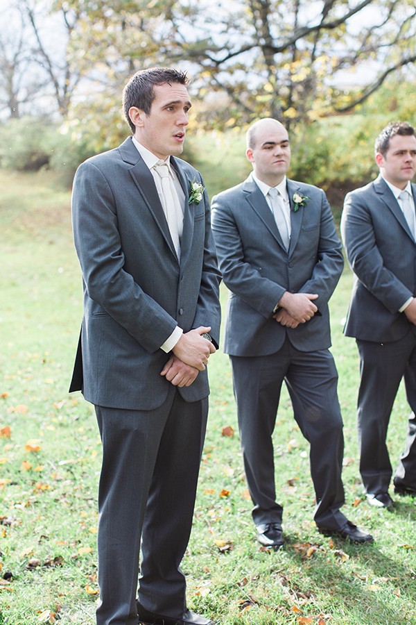gold-glitter-rustic-wedding