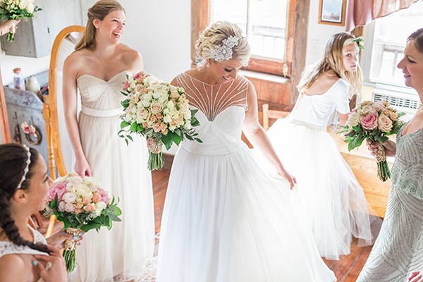gold-glitter-rustic-wedding