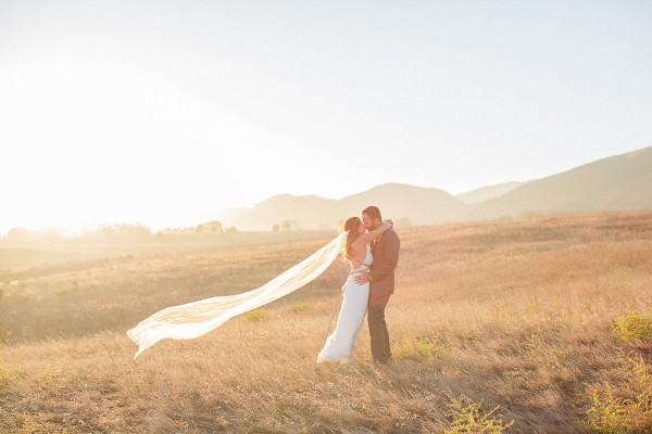 golden-hour-beachside-wedding