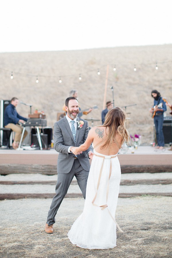 golden-hour-beachside-wedding