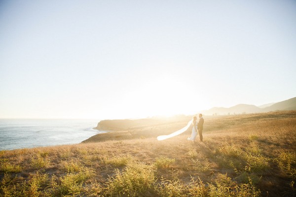 golden-hour-beachside-wedding