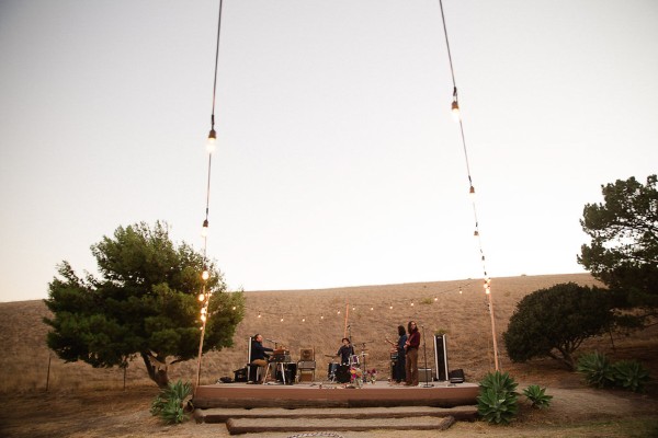 golden-hour-beachside-wedding