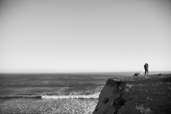 golden-hour-beachside-wedding