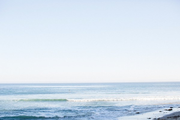 golden-hour-beachside-wedding