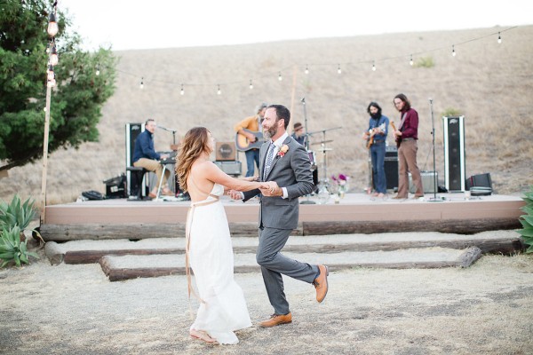 golden-hour-beachside-wedding