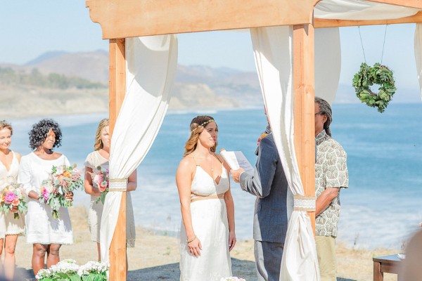 golden-hour-beachside-wedding