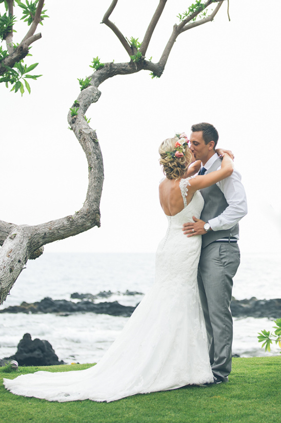 Hawaiian Beach Wedding in Pink and Grey