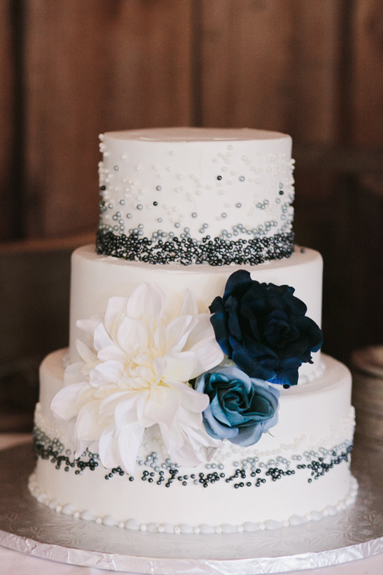 navy and white wedding cake