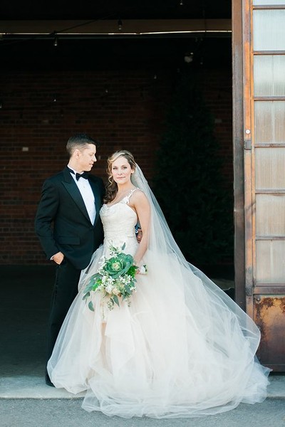 Modern Colorado Wedding Venue