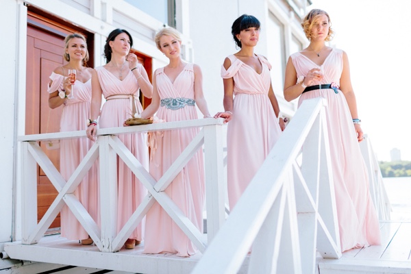modern-vintage-wedding-on-the-beach