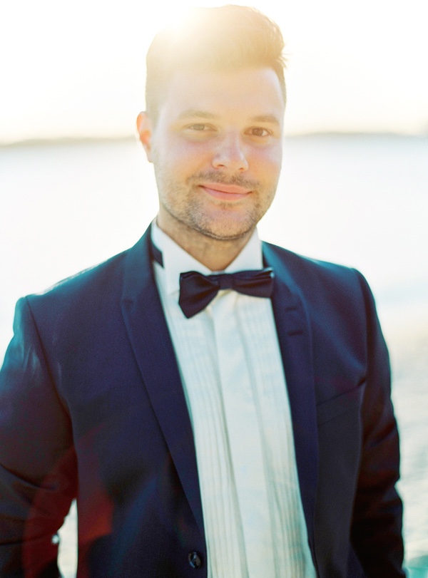 modern-vintage-wedding-on-the-beach