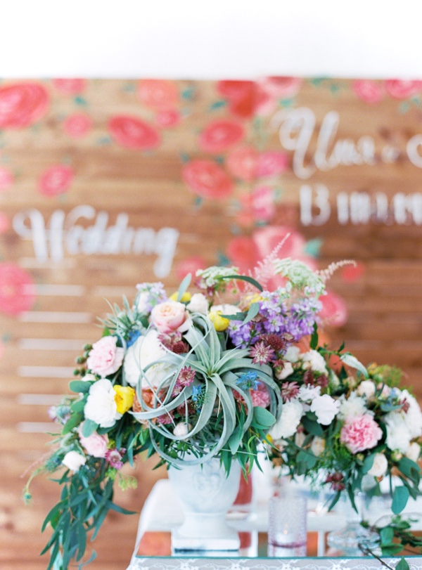 modern-vintage-wedding-on-the-beach