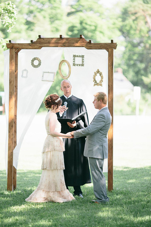 no-ordinary-outdoor-wedding