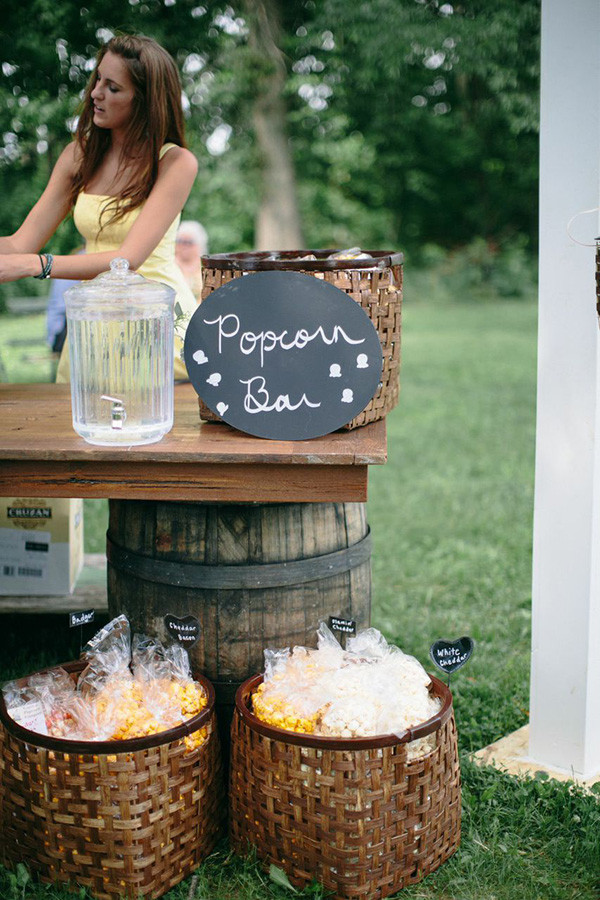 no-ordinary-outdoor-wedding