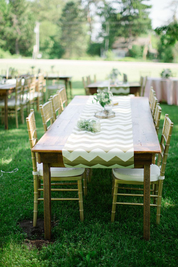 no-ordinary-outdoor-wedding