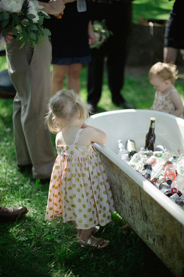no-ordinary-outdoor-wedding