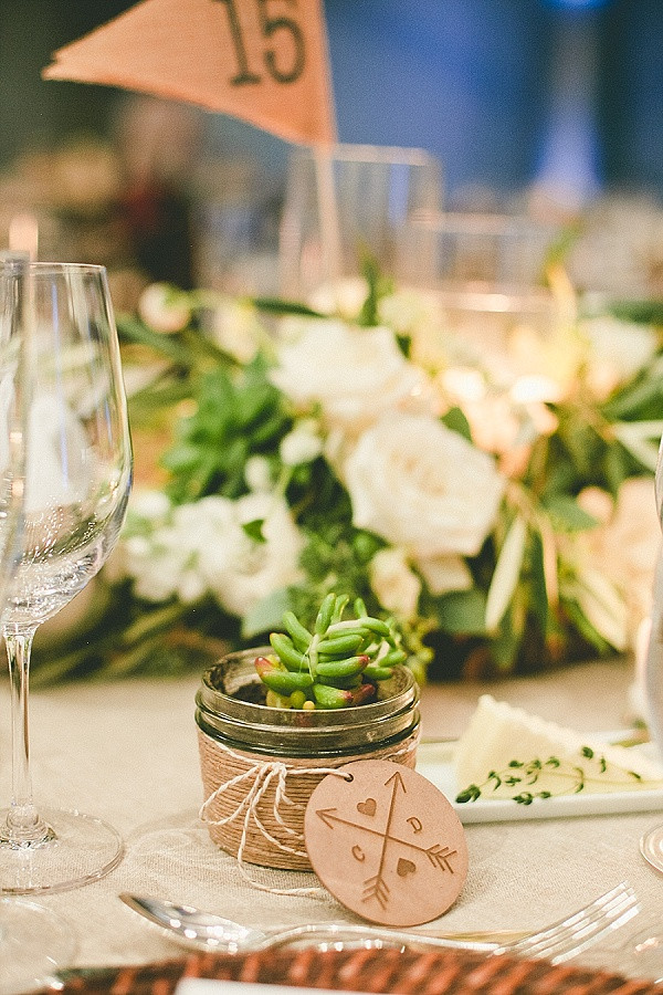 perfect-and-pretty-neutral-wedding