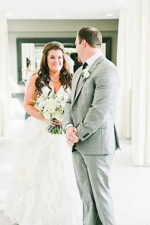 perfect-and-pretty-neutral-wedding