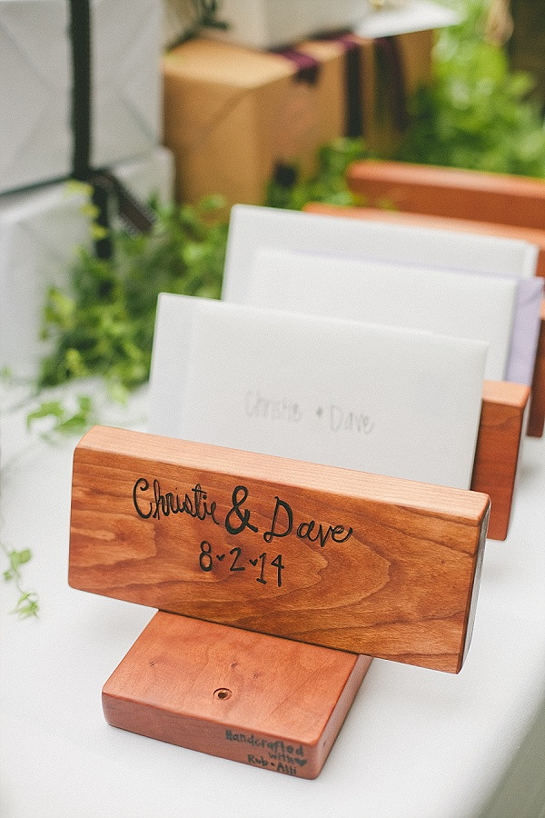 perfect-and-pretty-neutral-wedding