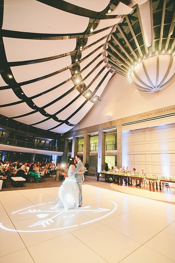 perfect-and-pretty-neutral-wedding