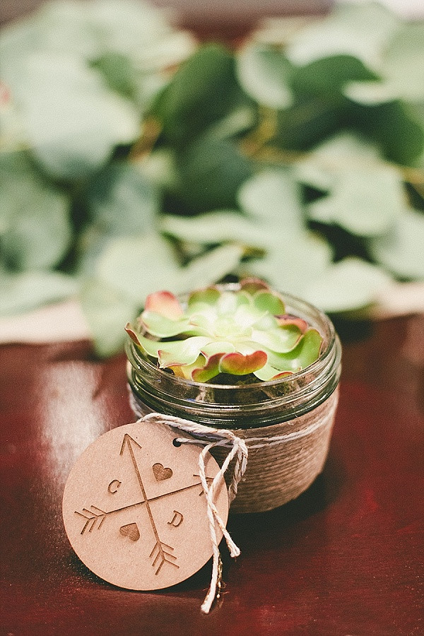 perfect-and-pretty-neutral-wedding