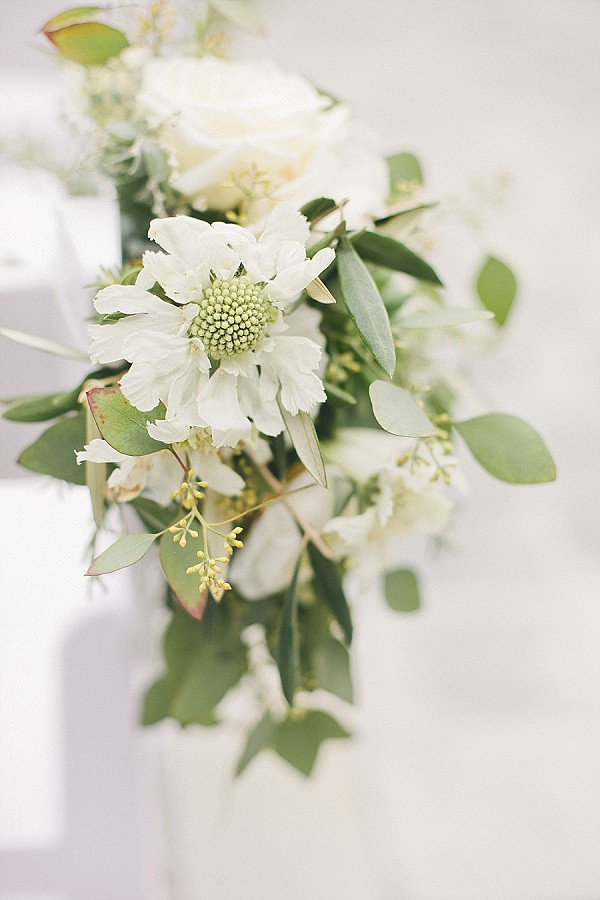 perfect-and-pretty-neutral-wedding
