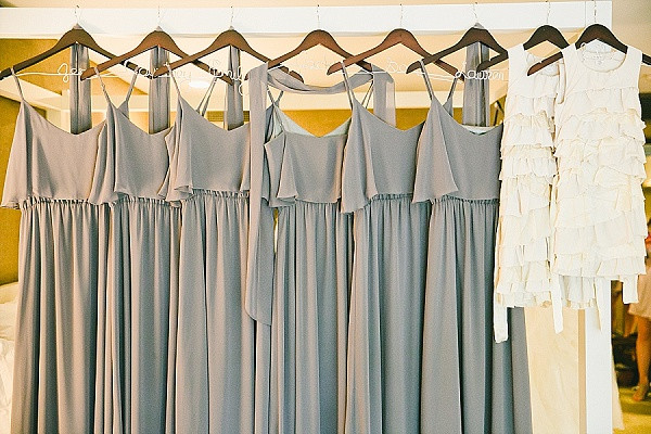 perfect-and-pretty-neutral-wedding