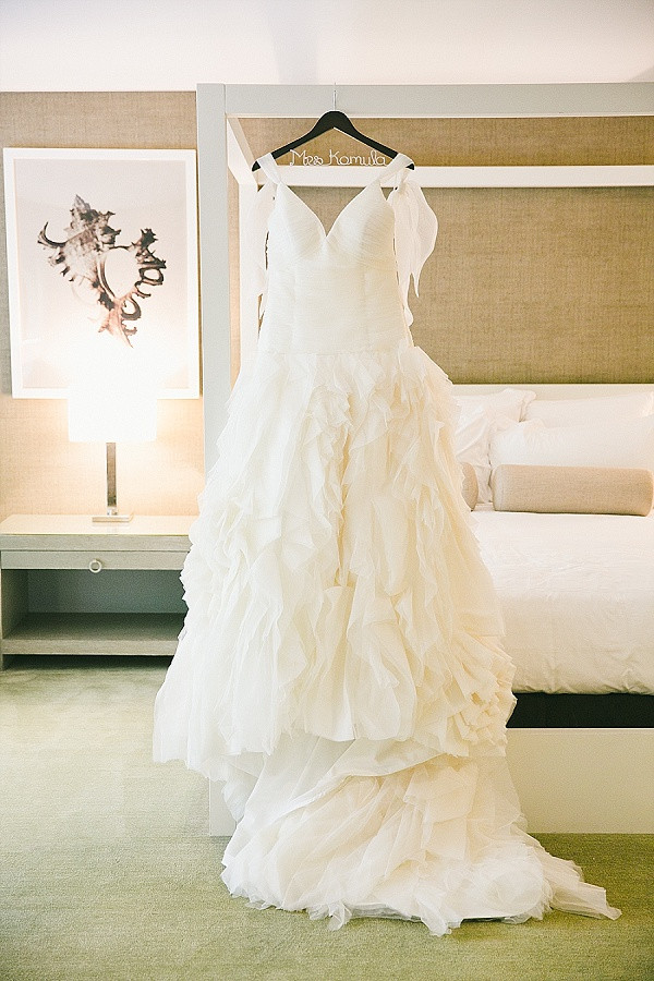 perfect-and-pretty-neutral-wedding