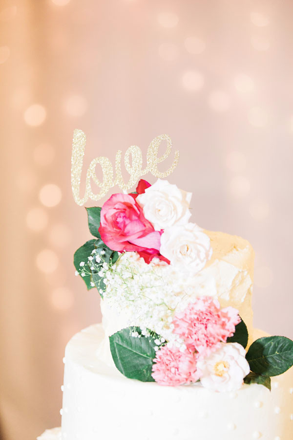 pink-and-gold-rustic-romance-wedding