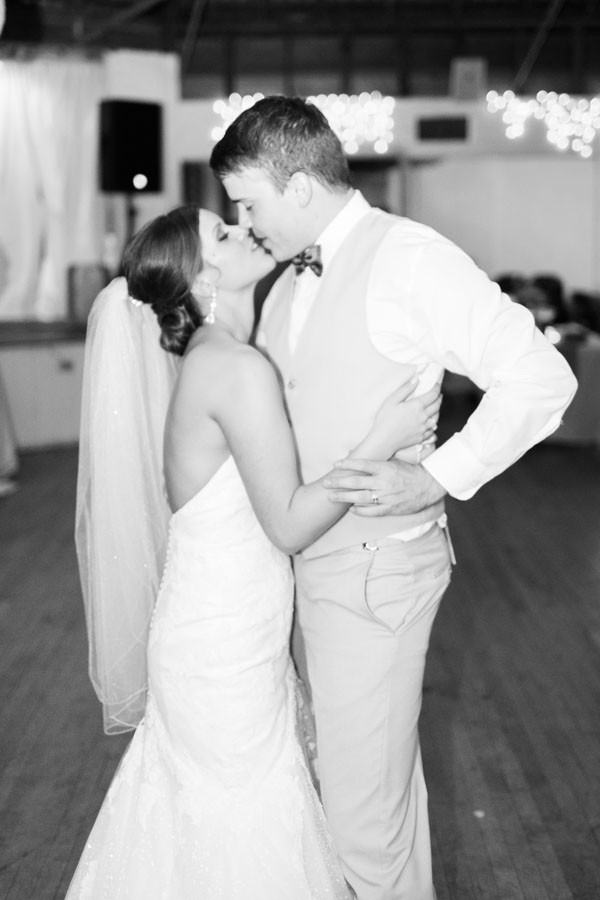 pink-and-gold-rustic-romance-wedding