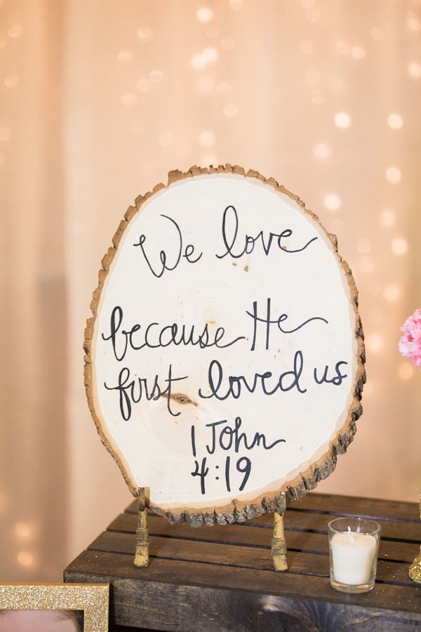 pink-and-gold-rustic-romance-wedding