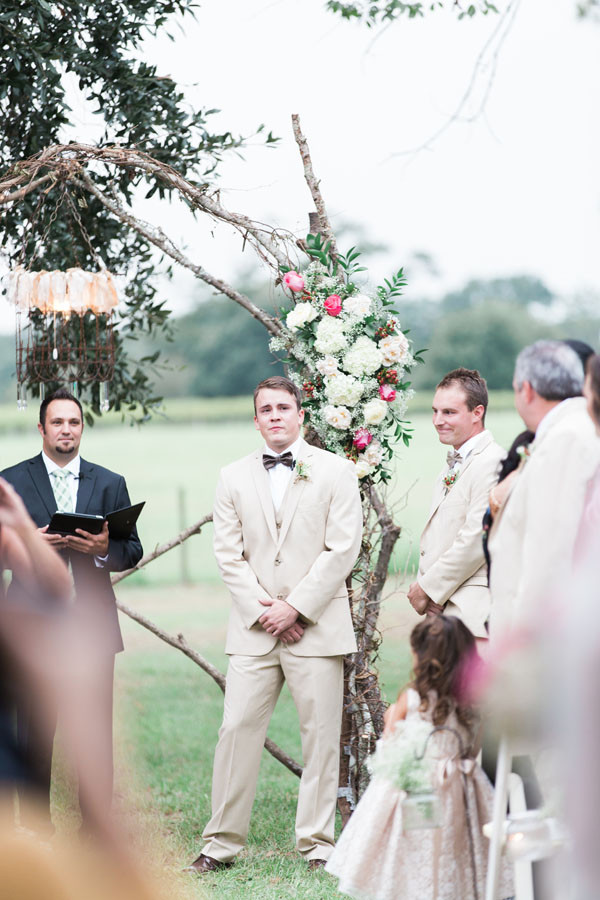 pink-and-gold-rustic-romance-wedding
