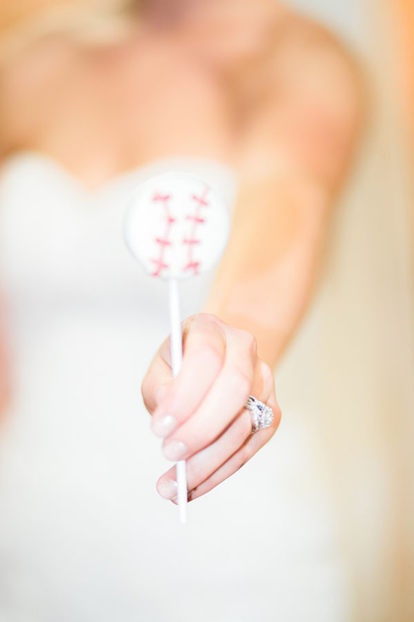 pink-and-gold-rustic-romance-wedding